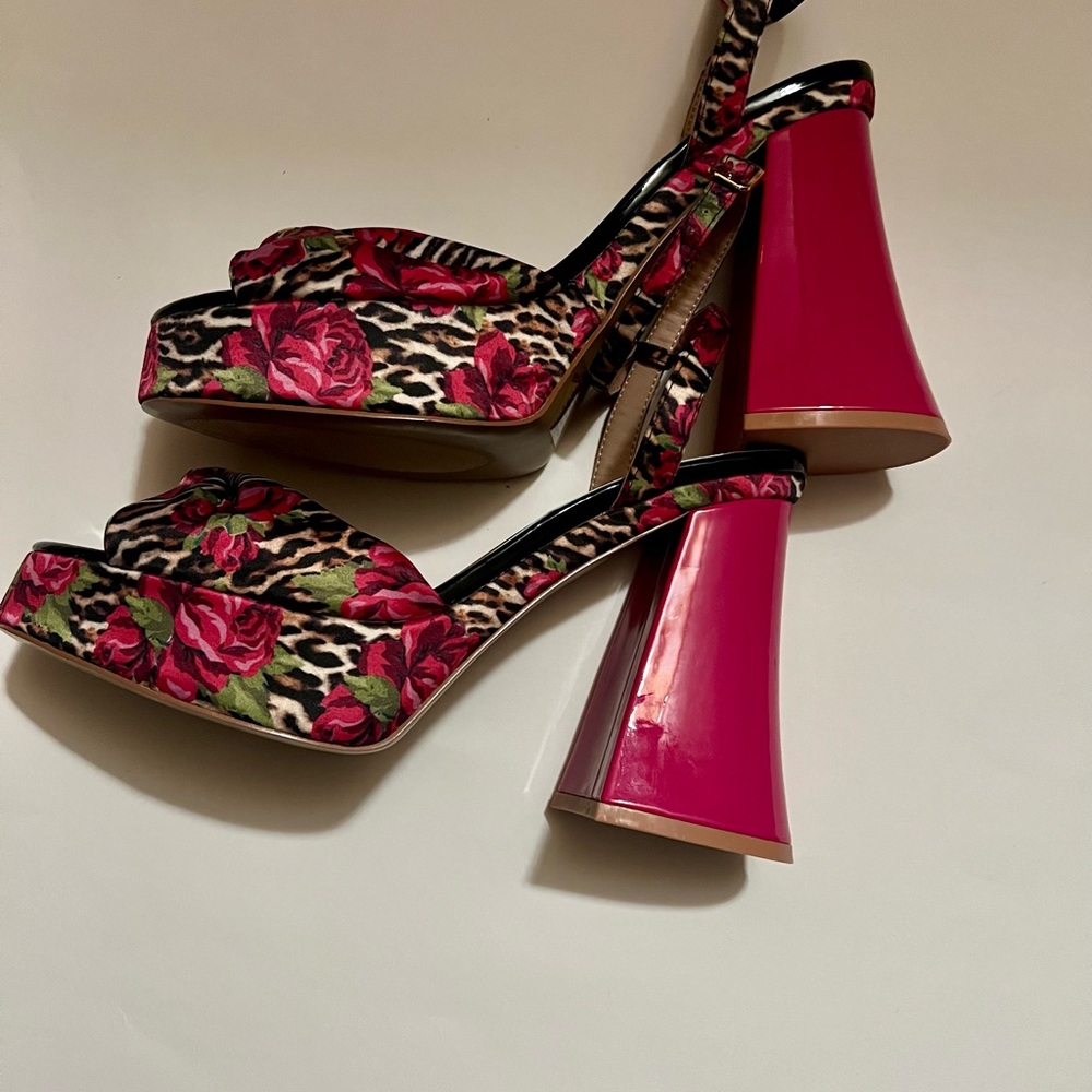 Betsey Johnson Heels Women’s Size 11 Brylie Floral
Platform Ankle Strappy